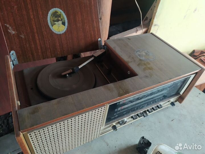 Радиола рекорд 311 рабочая