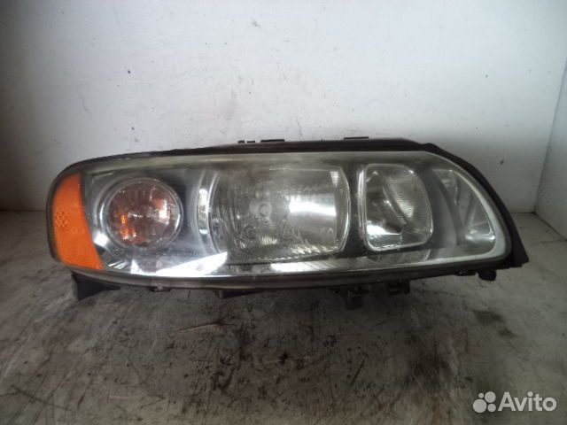 Б/У Фара правая Европа 89900267, volvo