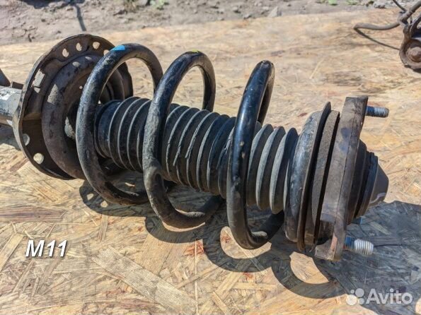 Передняя стойка амортизатора Хендай Туксон 3