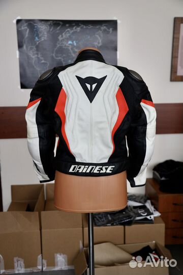 Женская кожаная мотокуртка Dainese 44