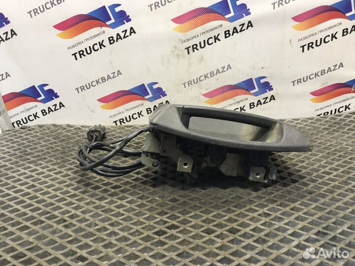 Ручка двери наружная правая