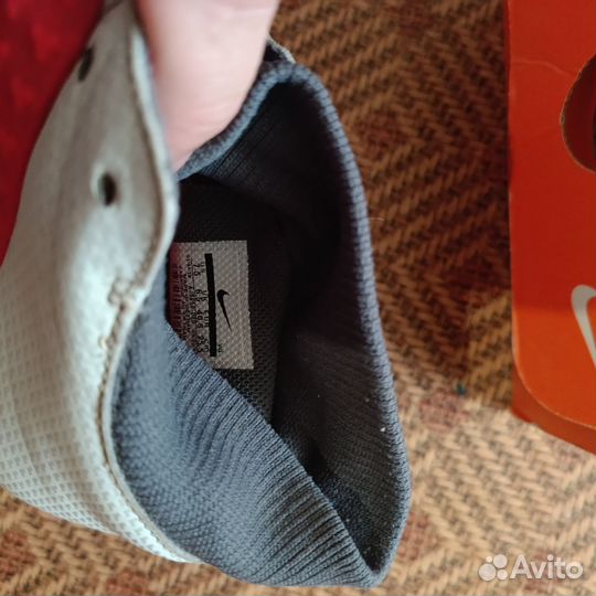 Футбольные бутсы nike