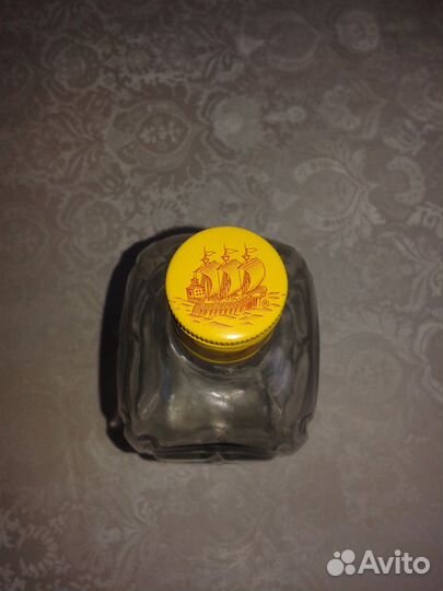 Бутылка. Галера на винтовой пробке