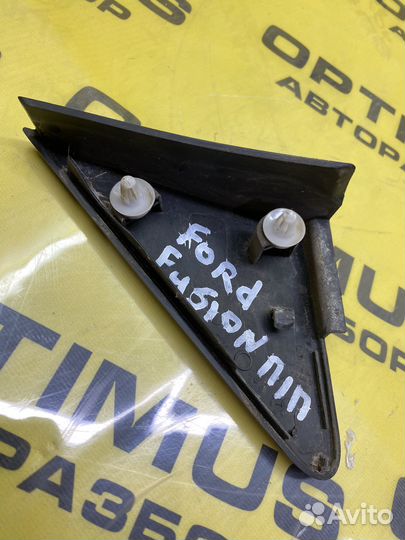 Накладка крыла передняя правая Ford Fusion