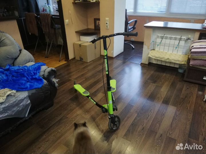 Инерционный самокат