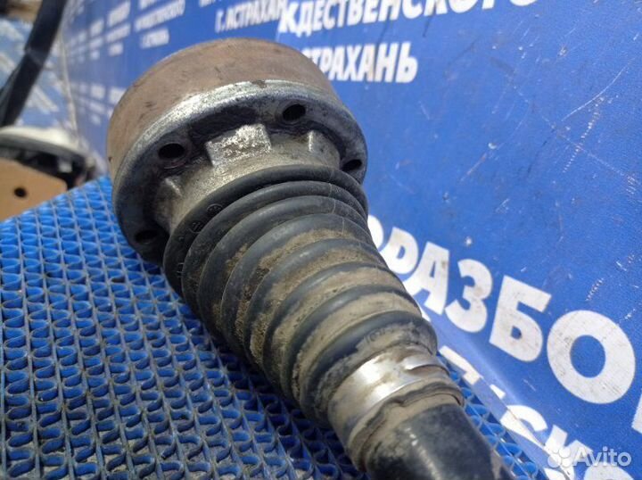 Левый привод Volkswagen Polo 5 седан CFN 2015