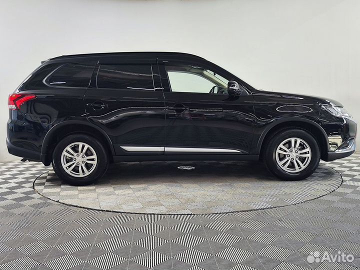 Mitsubishi Outlander 2.0 CVT, 2021, 15 000 км