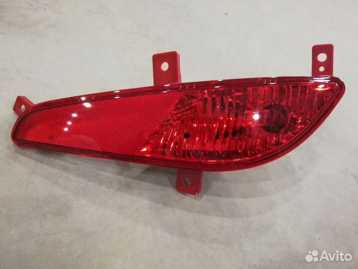 Фара противотуманная задняя левая 41163000G00 для