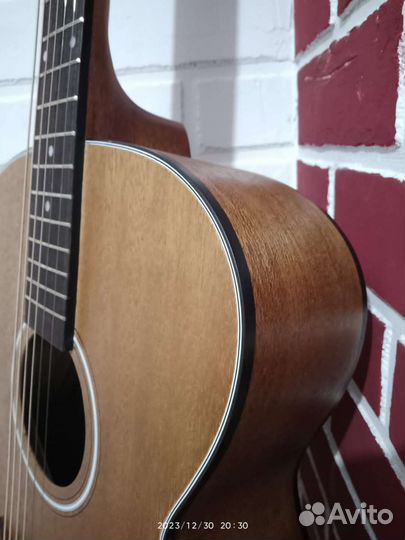 Гитара новая Индонезия
