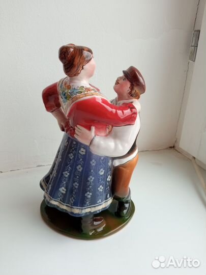 Статуэтка танец Кадриль Карапет плясунья пляска