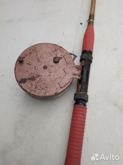 Спининг СССР с катушкой