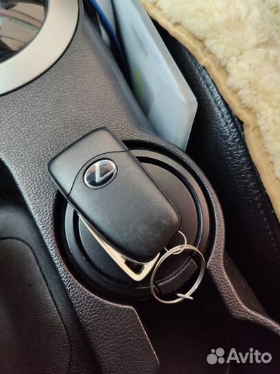 Ключ Lexus оригинал