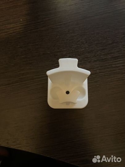 Настенное крепление для наушников