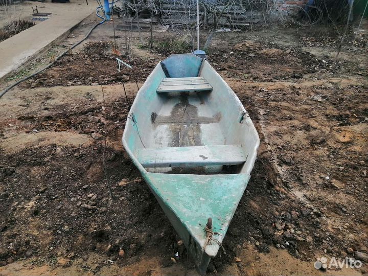 Весельная лодка