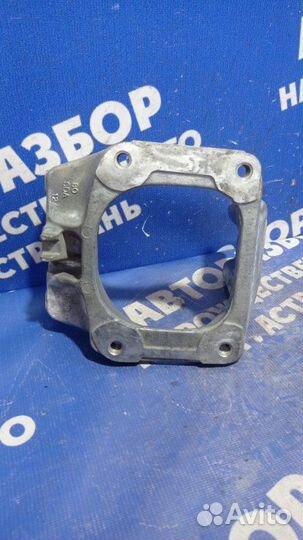 Кронштейн опоры двигателя Honda Accord 7 седан