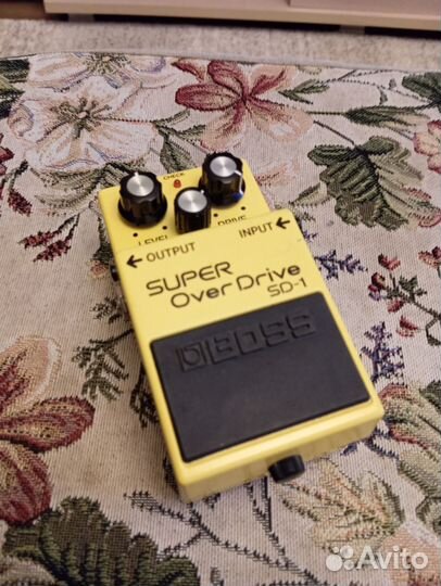Гитарная педаль Boss SD-1