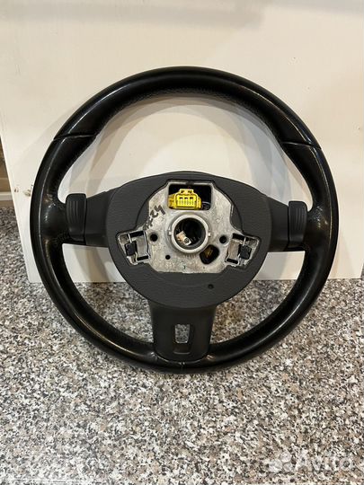 Руль на Passat CC с лепестками