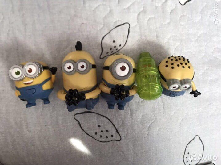 Миньоны из макдональдса