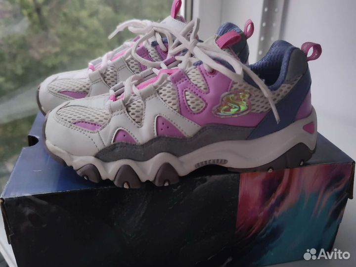 Кроссовки skechers 35