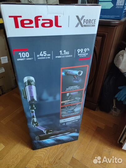 Пылесос Tefal TY2039WO фиолетовый, черный