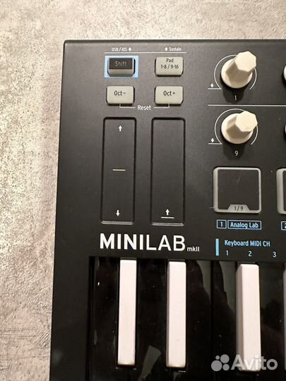 Midi клавиатура Arturia Minilab mk2