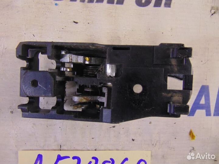 Ручка двери передней внутренняя левая для Toyota P