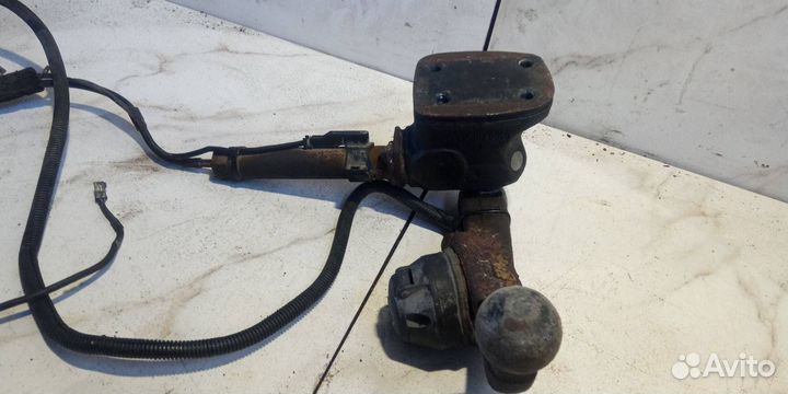 Прицепное устройство (фаркоп) Mercedes-Benz W220