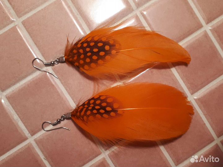 Серёжки из пёрышек