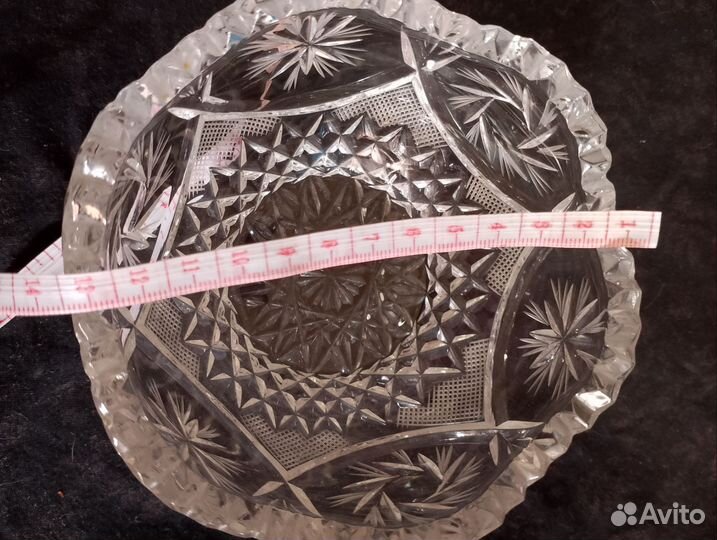 Хрустальная ваза