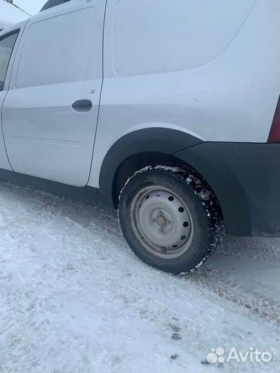 Обвес пластиковый Кросс - Лада Ларгус