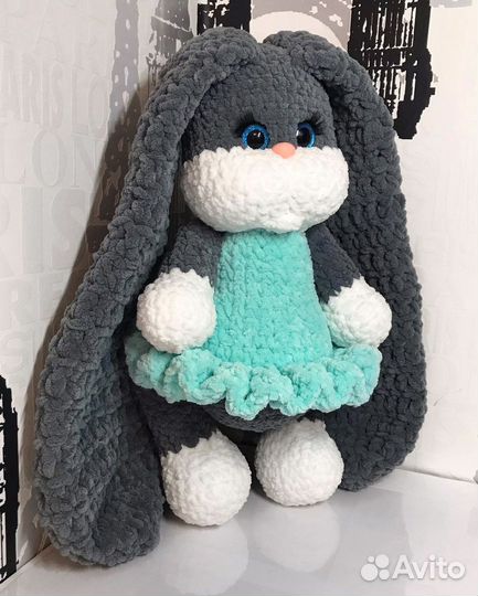 Вязаные игрушки зайка