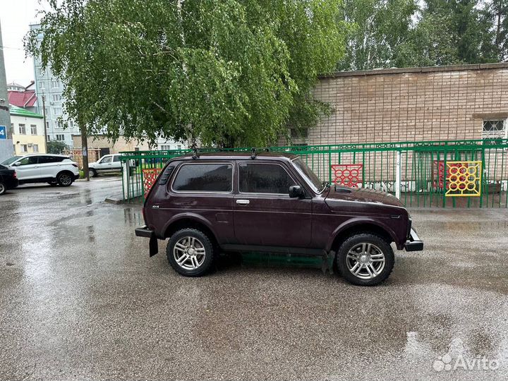 LADA 4x4 (Нива) 1.7 МТ, 2009, 111 000 км