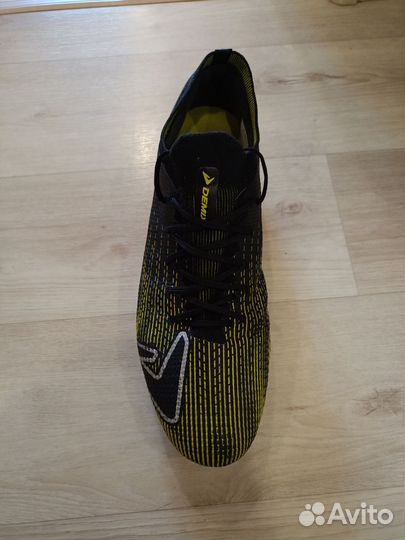 Футбольные бутсы 43 размер