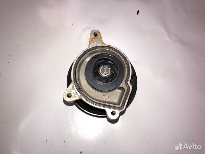 Насос водяной Volkswagen Passat caxa 1.4 TSI