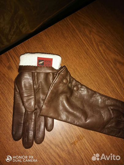 Перчатки женские