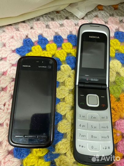 Nokia N76