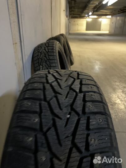 Nokian Tyres Hakkapeliitta 7 195/50 R16 88