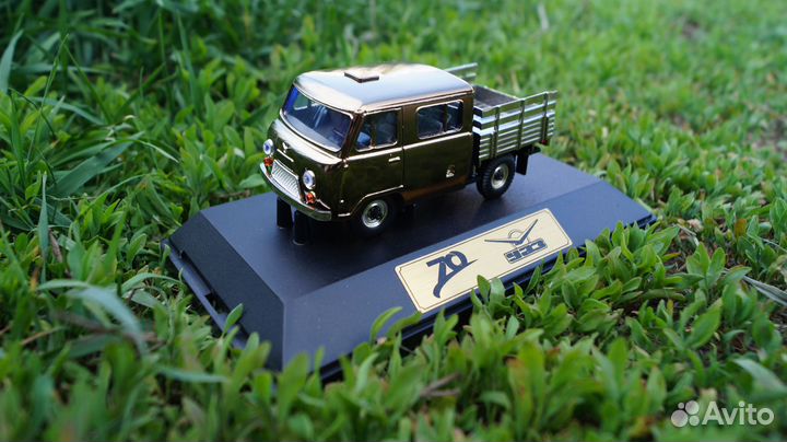 Модель УАЗ 70 лет Фермер