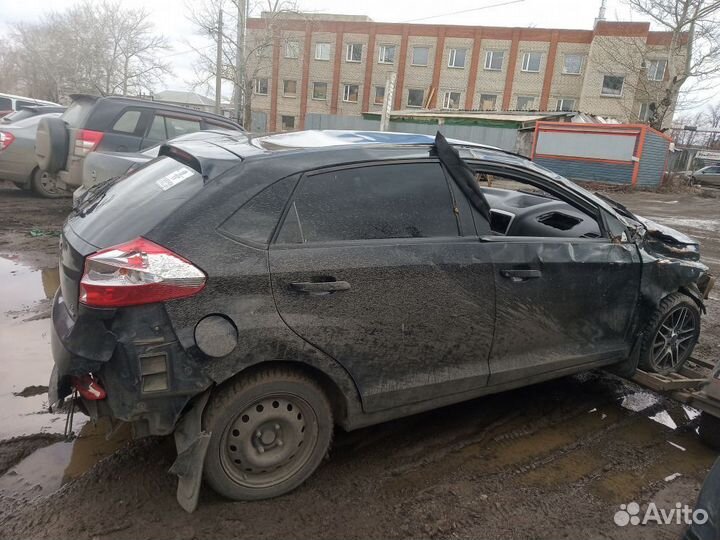 Chery Very A13 (2011—2014) Обшивка средней стойки