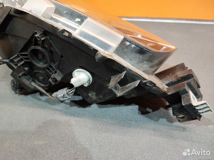 Фара галоген правая Mazda CX-5 ке