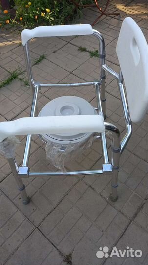 Кресло-стул с санитарным оснащением
