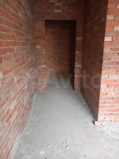 2-к. квартира, 64 м², 2/4 эт.