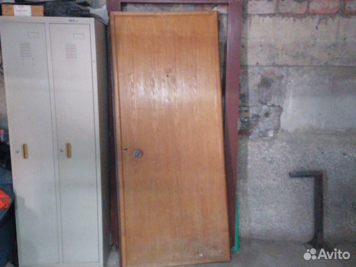 Дверь входная металлическая