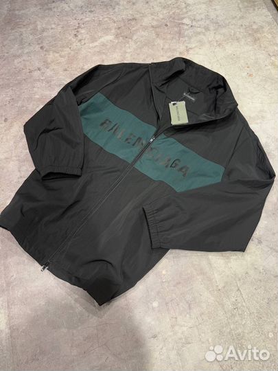 Ветровка Balenciaga