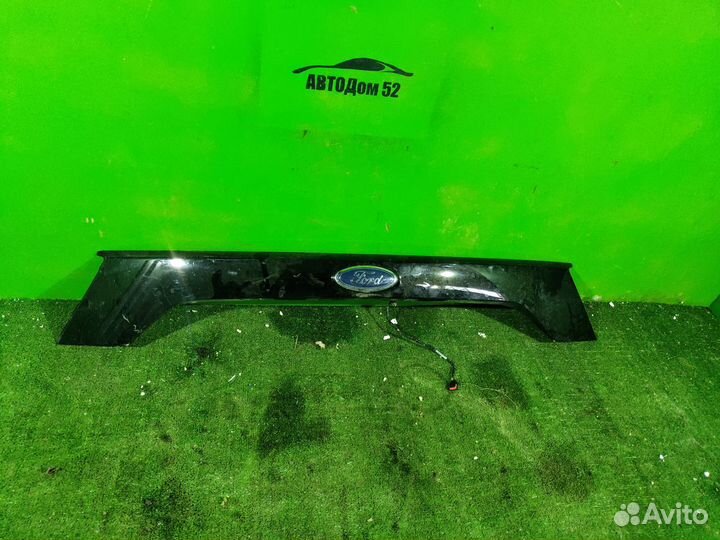 Накладка крышки багажника Ford Kuga 2 рестайлинг