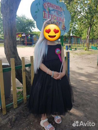 Шикарное платье на девочку
