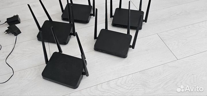 Роутер Mesh WiFi D-Link DIR-825/RU/I1A