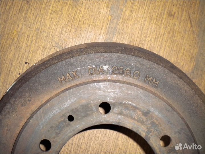 Барабаны тормозные Mitsubishi Pajero II (1992 г.в)