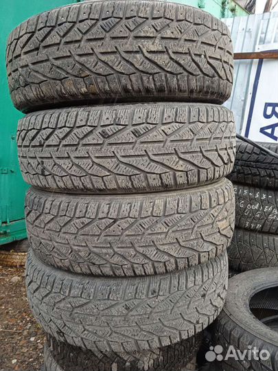 Kormoran SUV Stud 225/65 R17