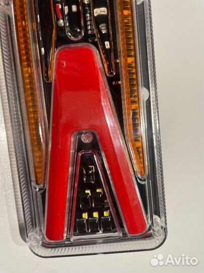 Динамические LED задние фонари 56 светодиодов